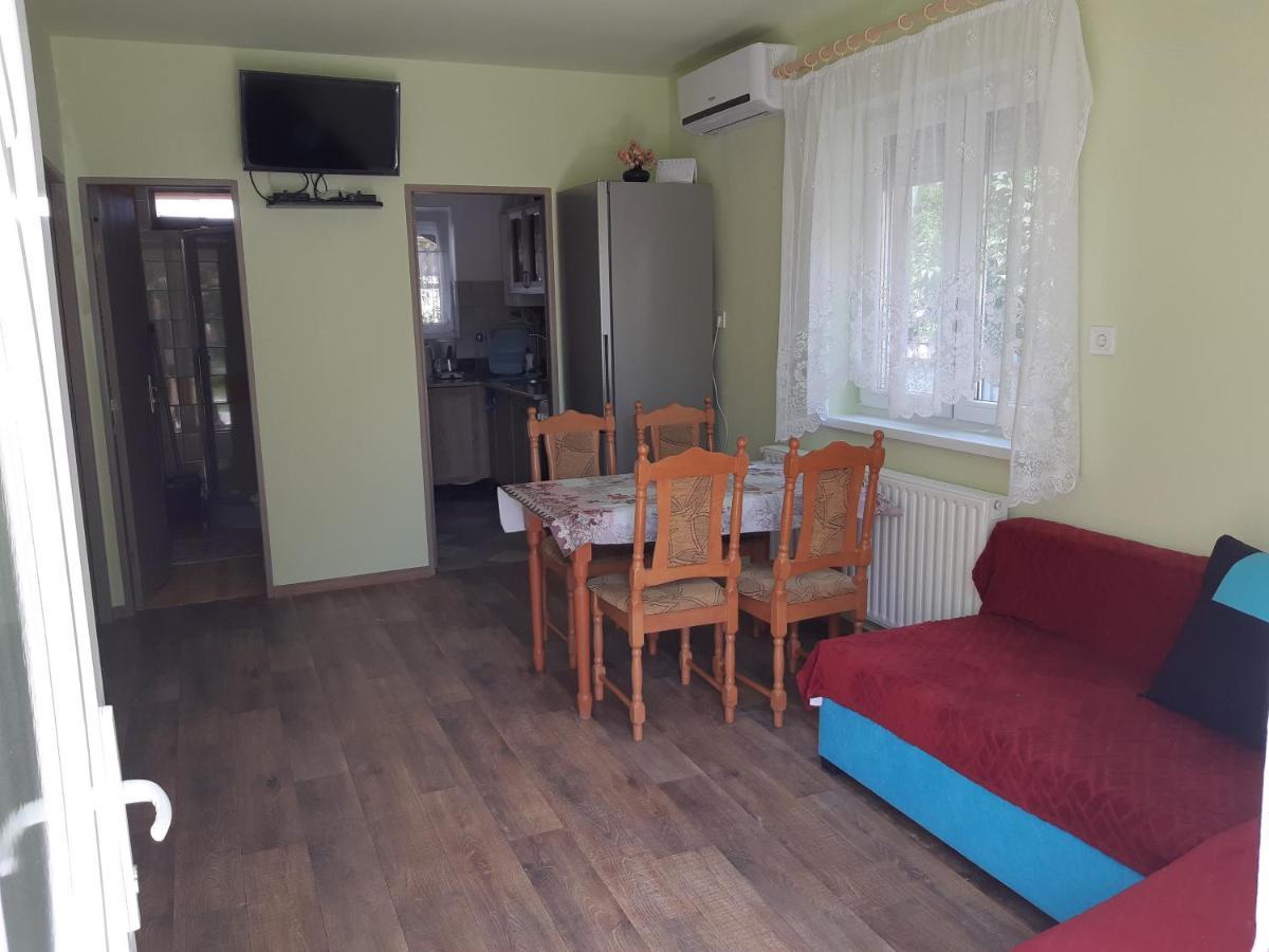 Rozsa Apartment Hajdúszoboszló Extérieur photo