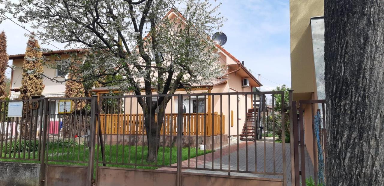 Rozsa Apartment Hajdúszoboszló Extérieur photo